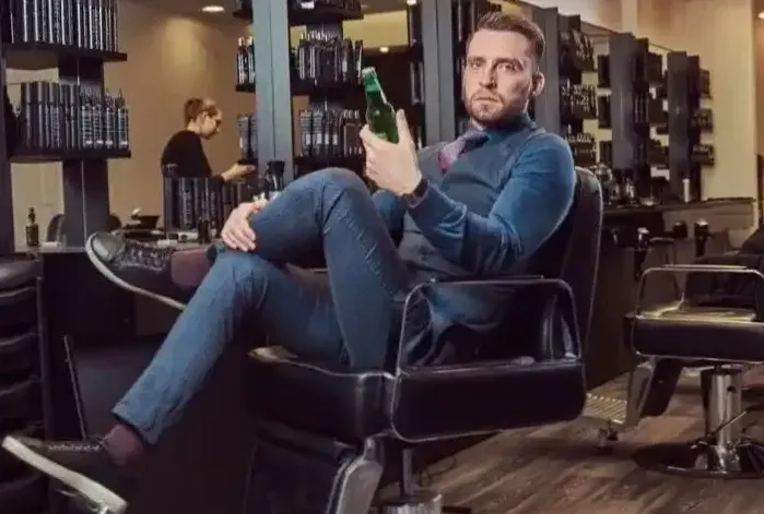 Zabieg pielęgnacyjny skóry głowy — Barbershop Polska — efekt 2